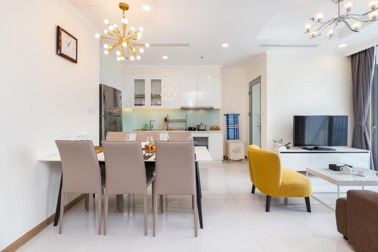 Hoasun Boutique Apartment - Vinhomes Central Park Хошимин Экстерьер фото