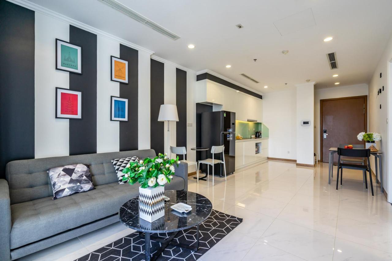 Hoasun Boutique Apartment - Vinhomes Central Park Хошимин Экстерьер фото