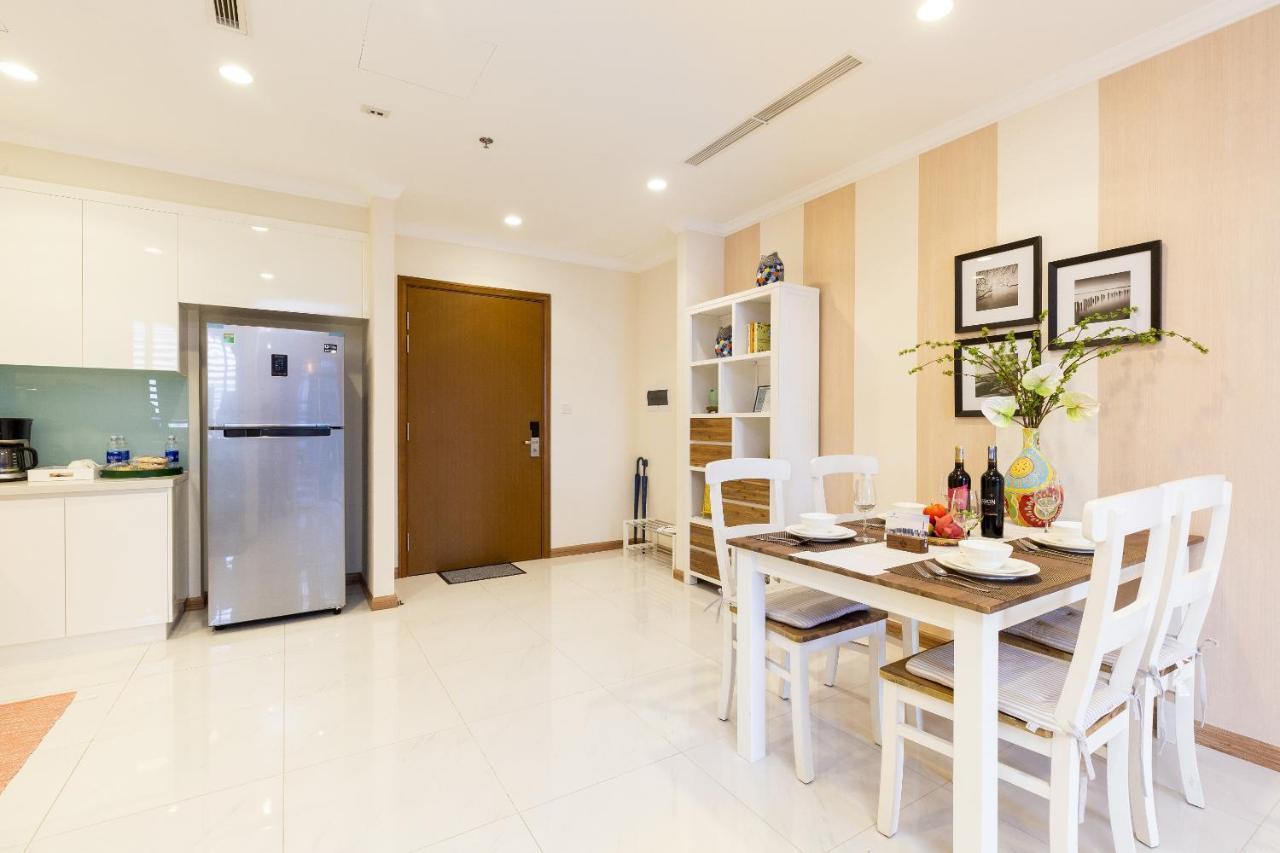 Hoasun Boutique Apartment - Vinhomes Central Park Хошимин Экстерьер фото