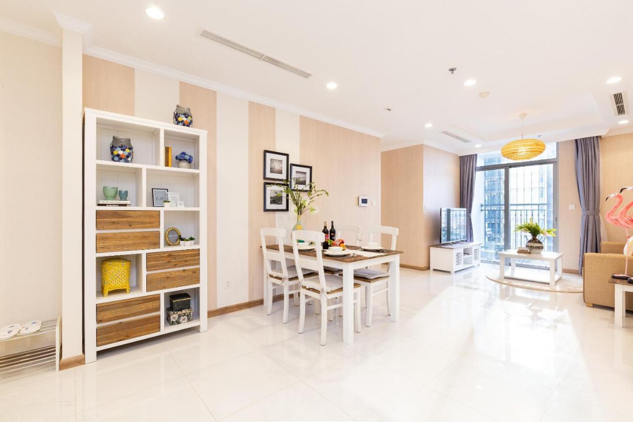 Hoasun Boutique Apartment - Vinhomes Central Park Хошимин Экстерьер фото