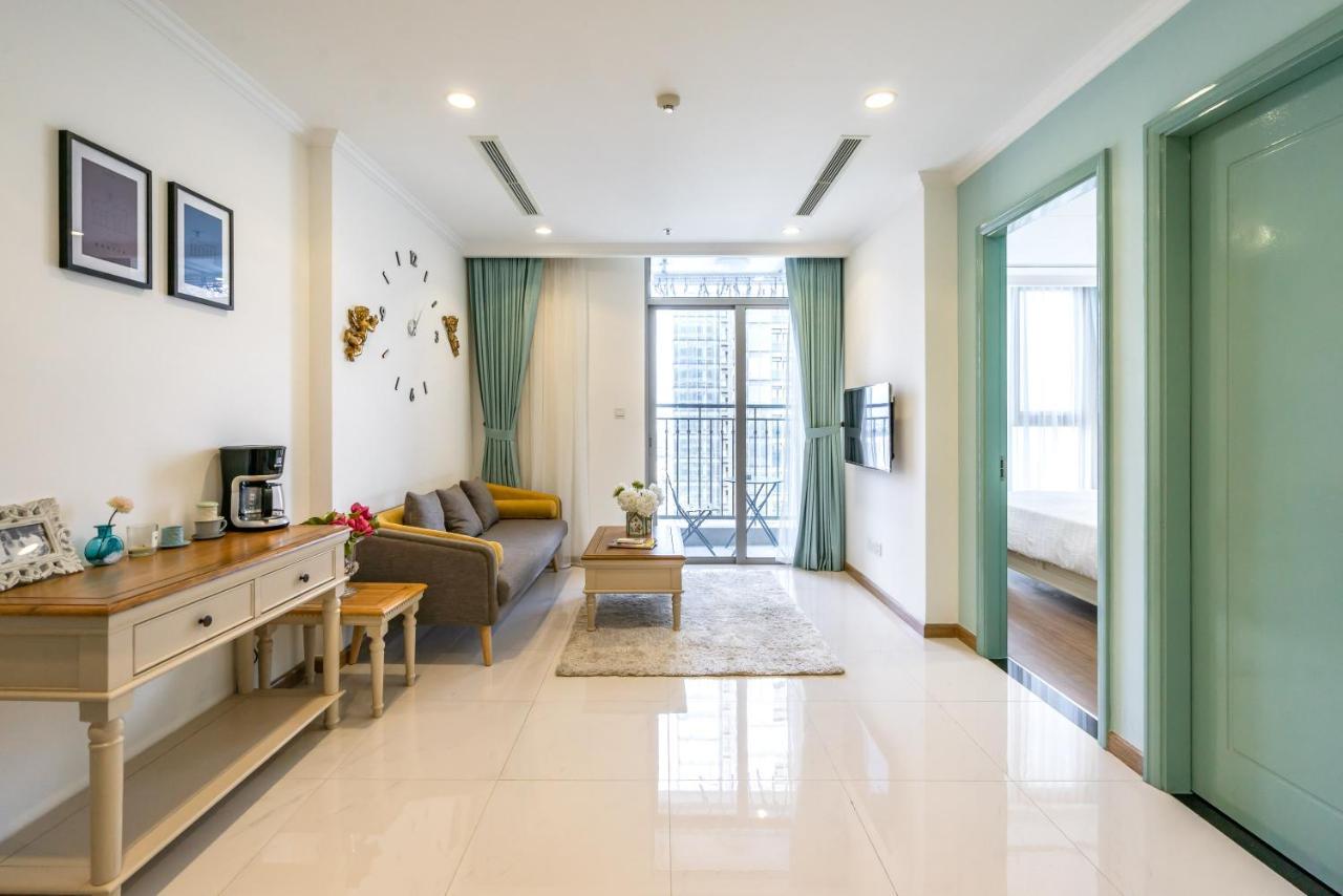 Hoasun Boutique Apartment - Vinhomes Central Park Хошимин Экстерьер фото